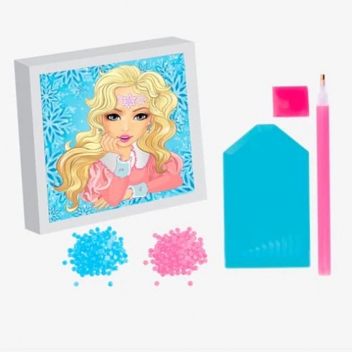 DIAMOND PAINTING