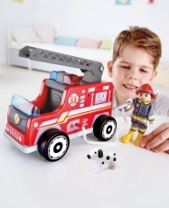 CAMIÓN DE BOMBEROS DE MADERA